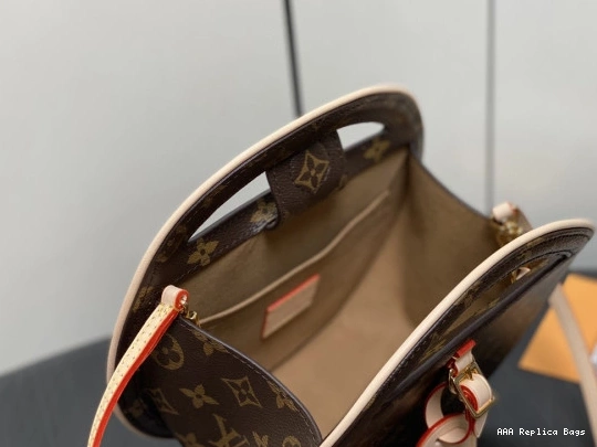 Aaa replica ru LOUIS Around VUITTON Me PM 0729